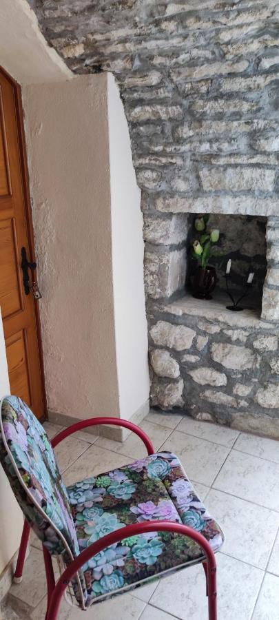 Apartment Old Stone House Lokva Rogoznica Exterior photo