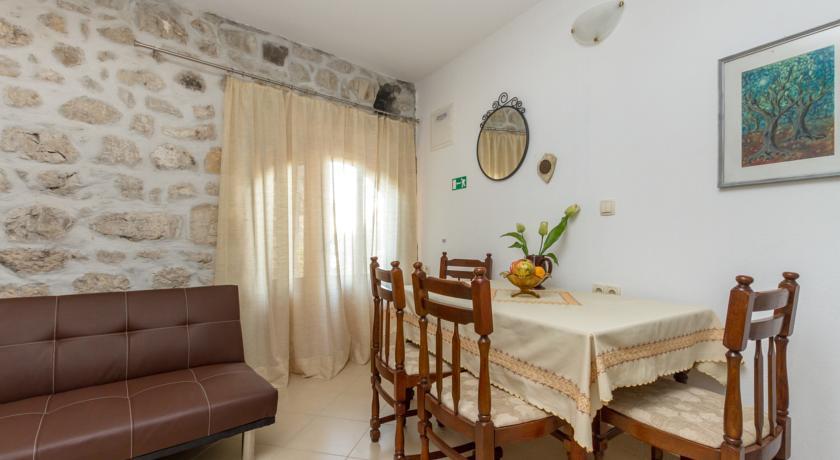 Apartment Old Stone House Lokva Rogoznica Room photo